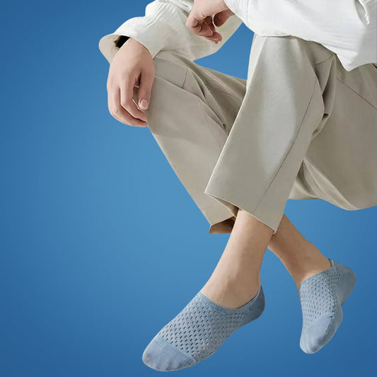 SlipFree | Men’s No‑Show Socks – Non‑Slip Silicone Heel Grip – Breathable & Cushioned – Prevents Blisters – Ideal for Trainers & All‑Day Wear